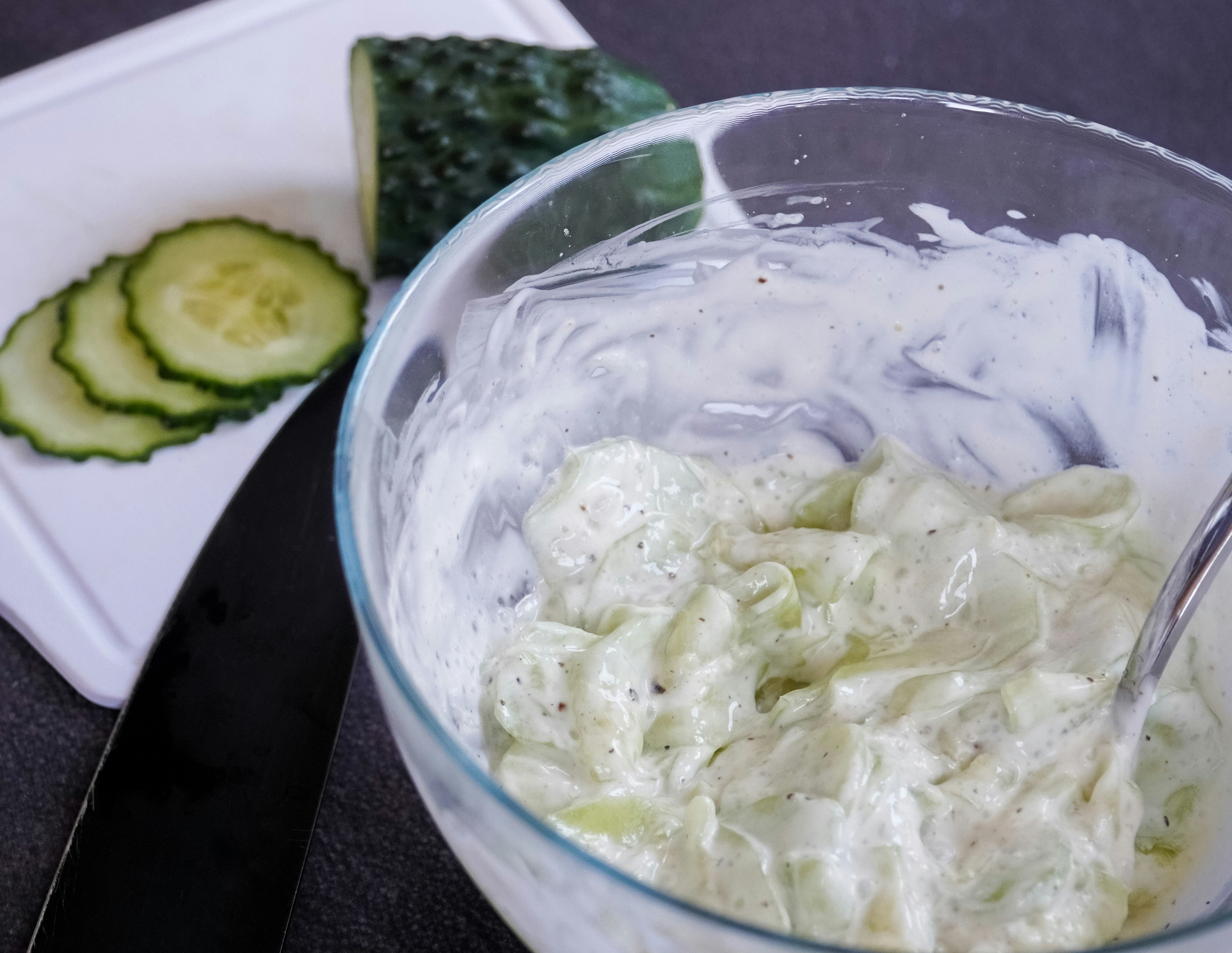 Creamy cucumber dill dressing - recipe by O2 Living makers of organic cold-pressed fruit and vegetable Living Juice