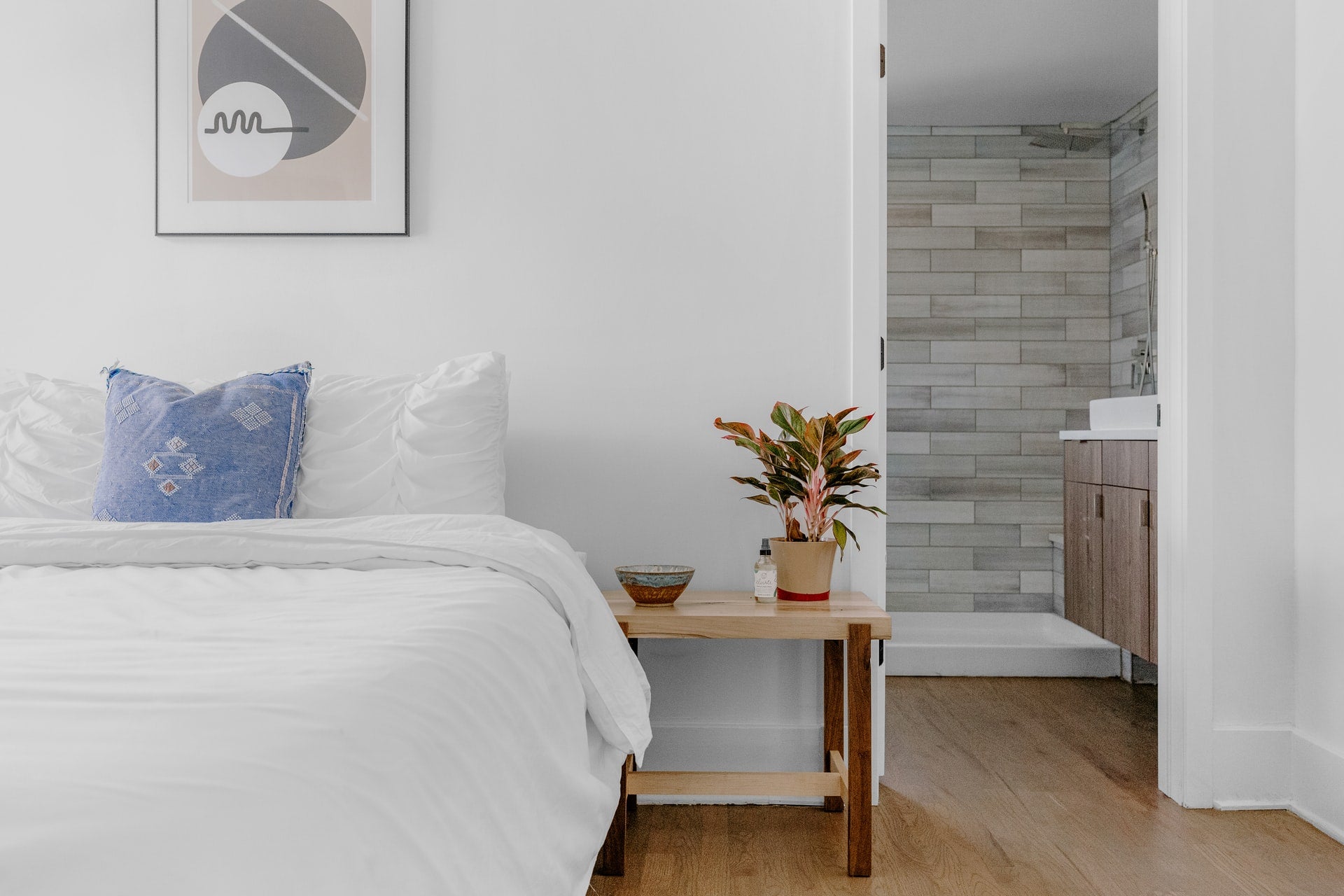 clean room- O2 Living blog makers of organic cold-pressed fruit and vegetable Living Juice